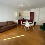 Romolo 24-Trieste Center